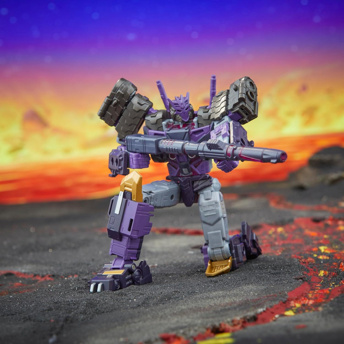 Transformers Generations Legacy United Voyager Class Comic Universe Tarn Action Figure product image 2, provided for visual
