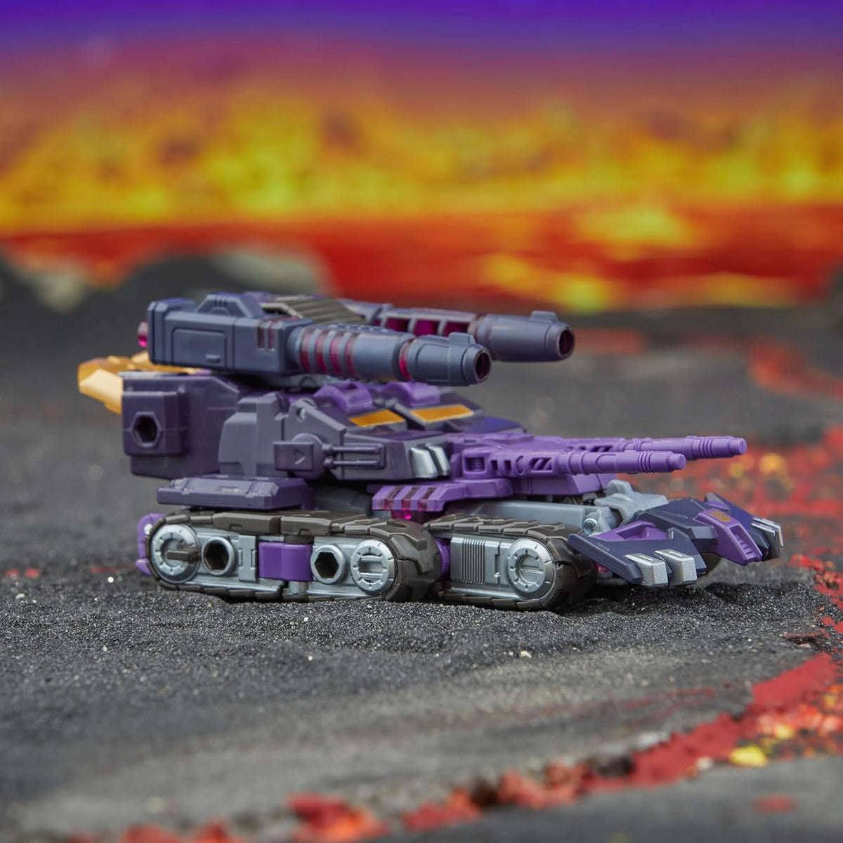 Transformers Generations Legacy United Voyager Class Comic Universe Tarn Action Figure product image 5, provided for visual