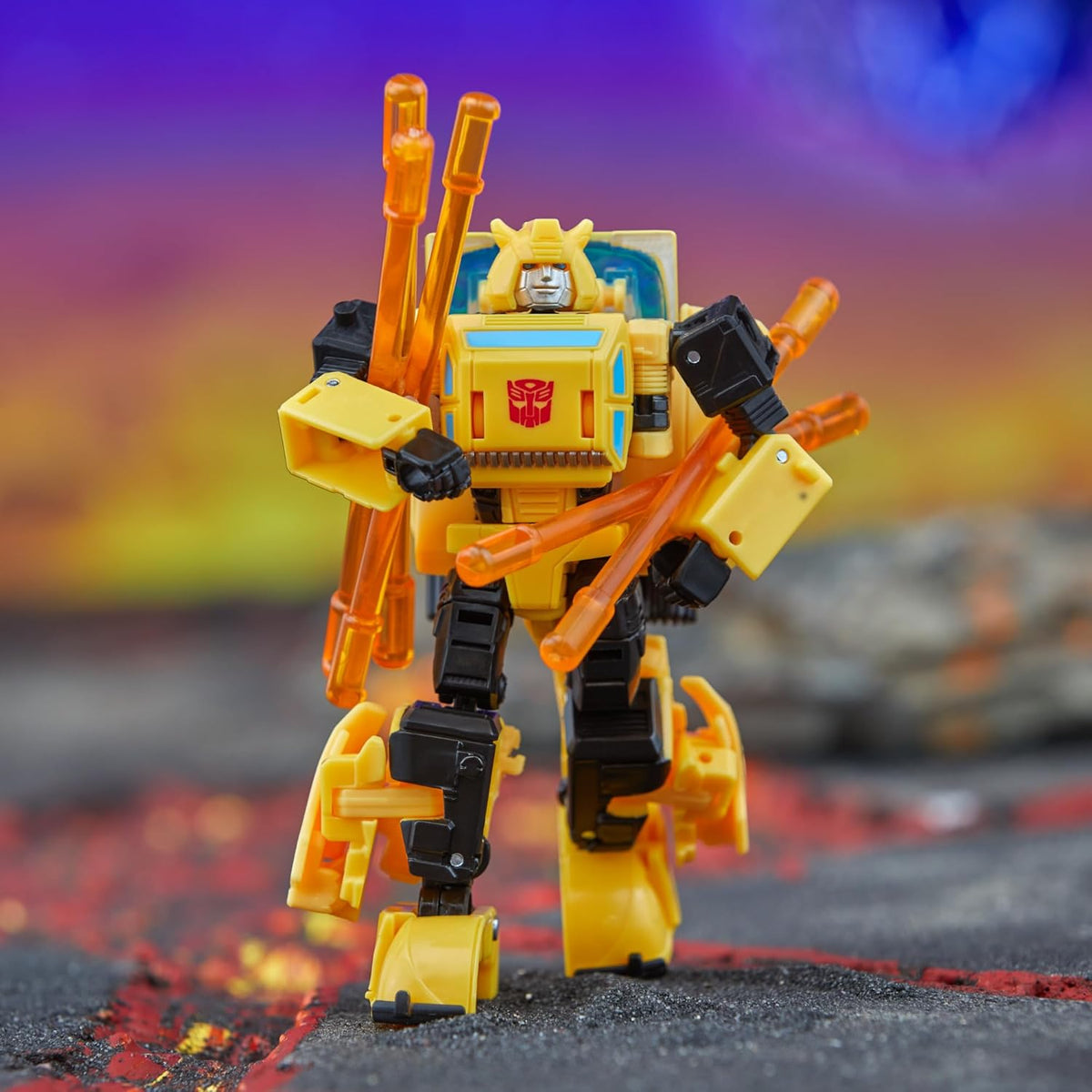 Transformers Generations Legacy United Deluxe Class Origin Bumblebee Action Figure product image 2, provided for visual