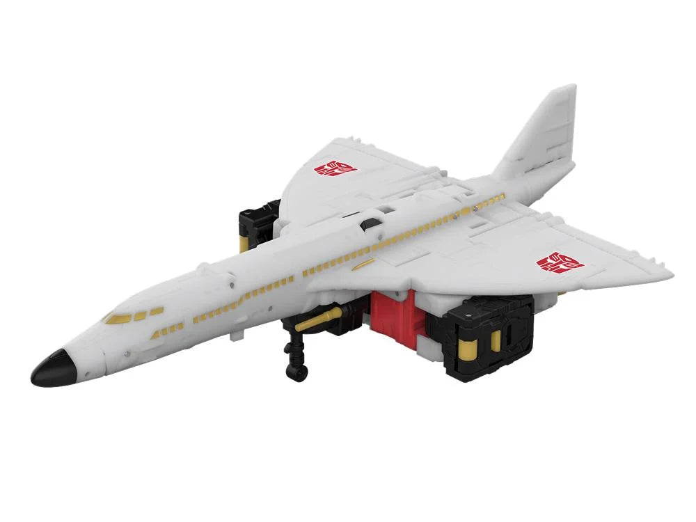 Transformers Generations Age of the Primes Commander Class Aerialbot Silverbolt Action Figure product image 2, provided for