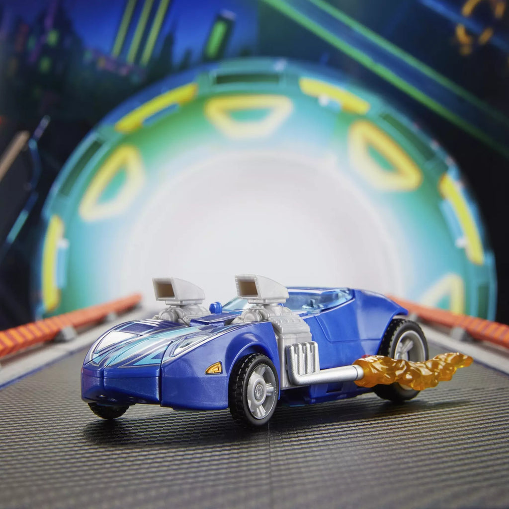 Transformers Collaborative Hot Wheels Twin Mill Action Figure product image 7, provided for visual reference and product