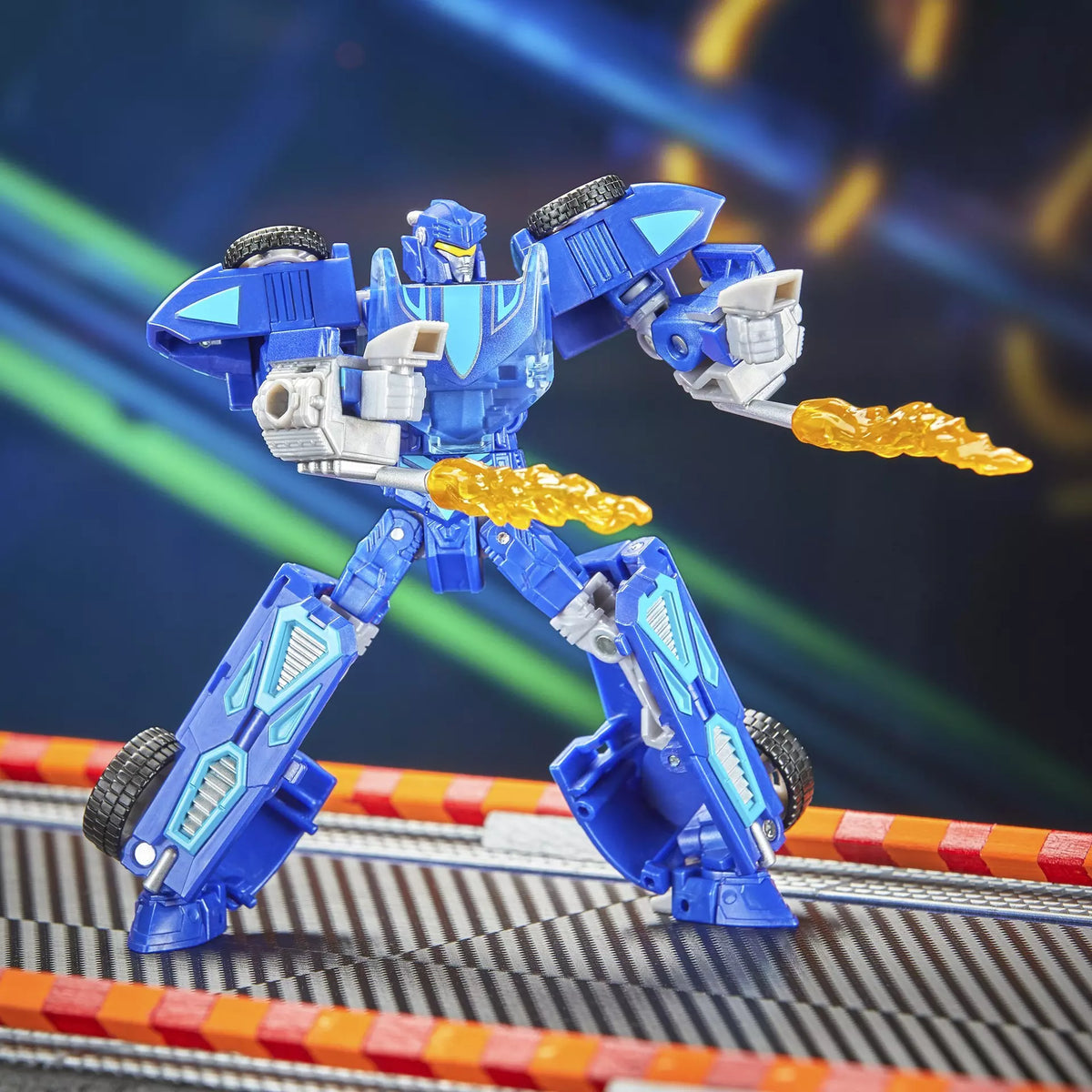 Transformers Collaborative Hot Wheels Twin Mill Action Figure product image 1, provided for visual reference and product