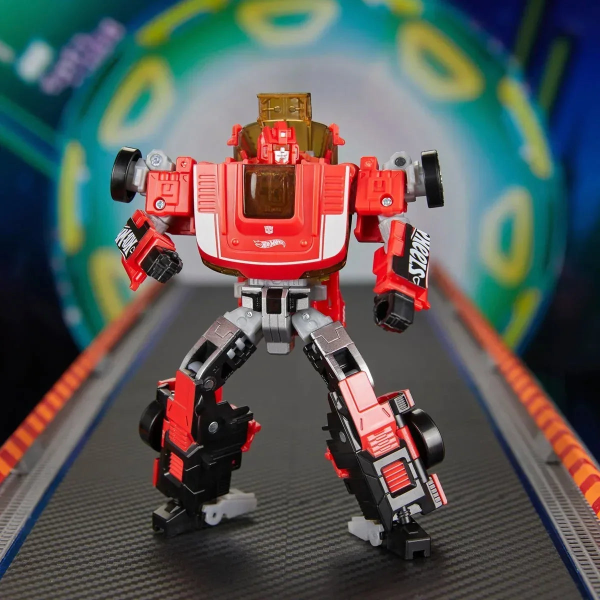 Hasbro Transformers Collaborative x Hot Wheels Deluxe Class GT-Scorcher 5 Inch Action Figure product image 2, provided for