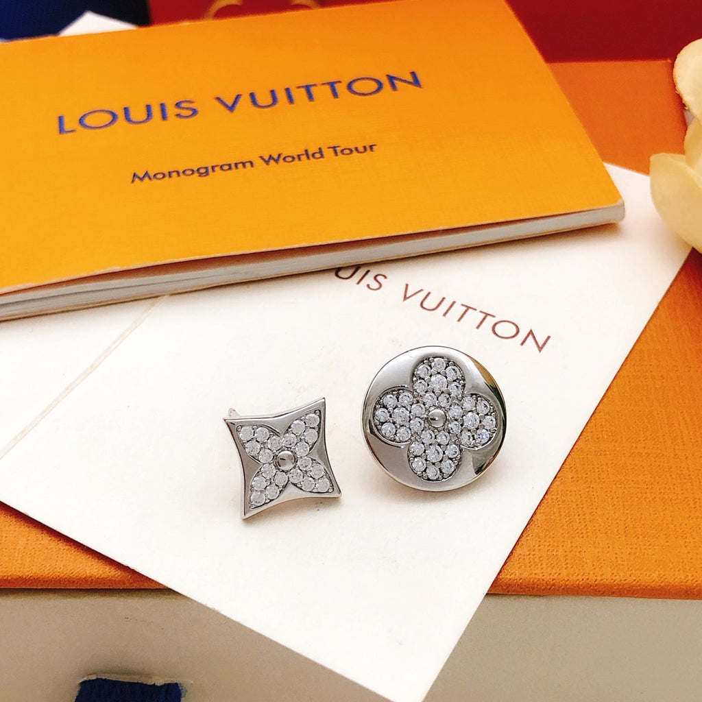 Style A/B Round & Rhombus Stud Earrings product image 2, provided for visual reference and product detail review