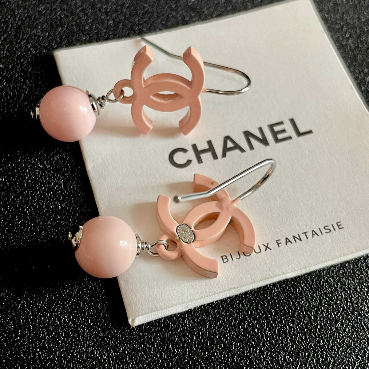 High-Quality Stud Earrings-162 product image 5, provided for visual reference and product detail review