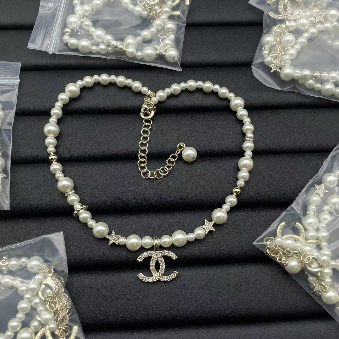 2023 New Fashion Imitation Pearl Necklace product image 5, provided for visual reference and product detail review