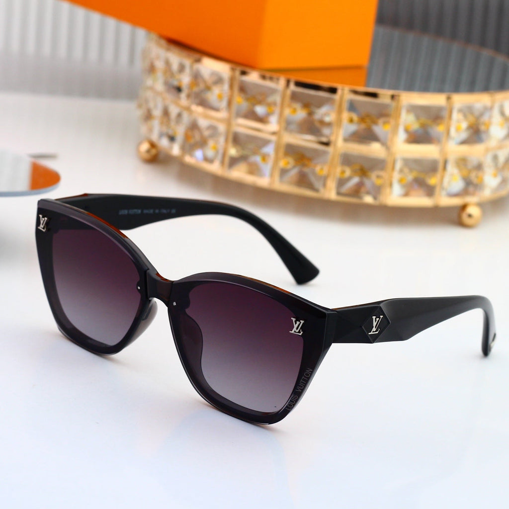 New Stylish Sunglasses-30 product image 7, provided for visual reference and product detail review