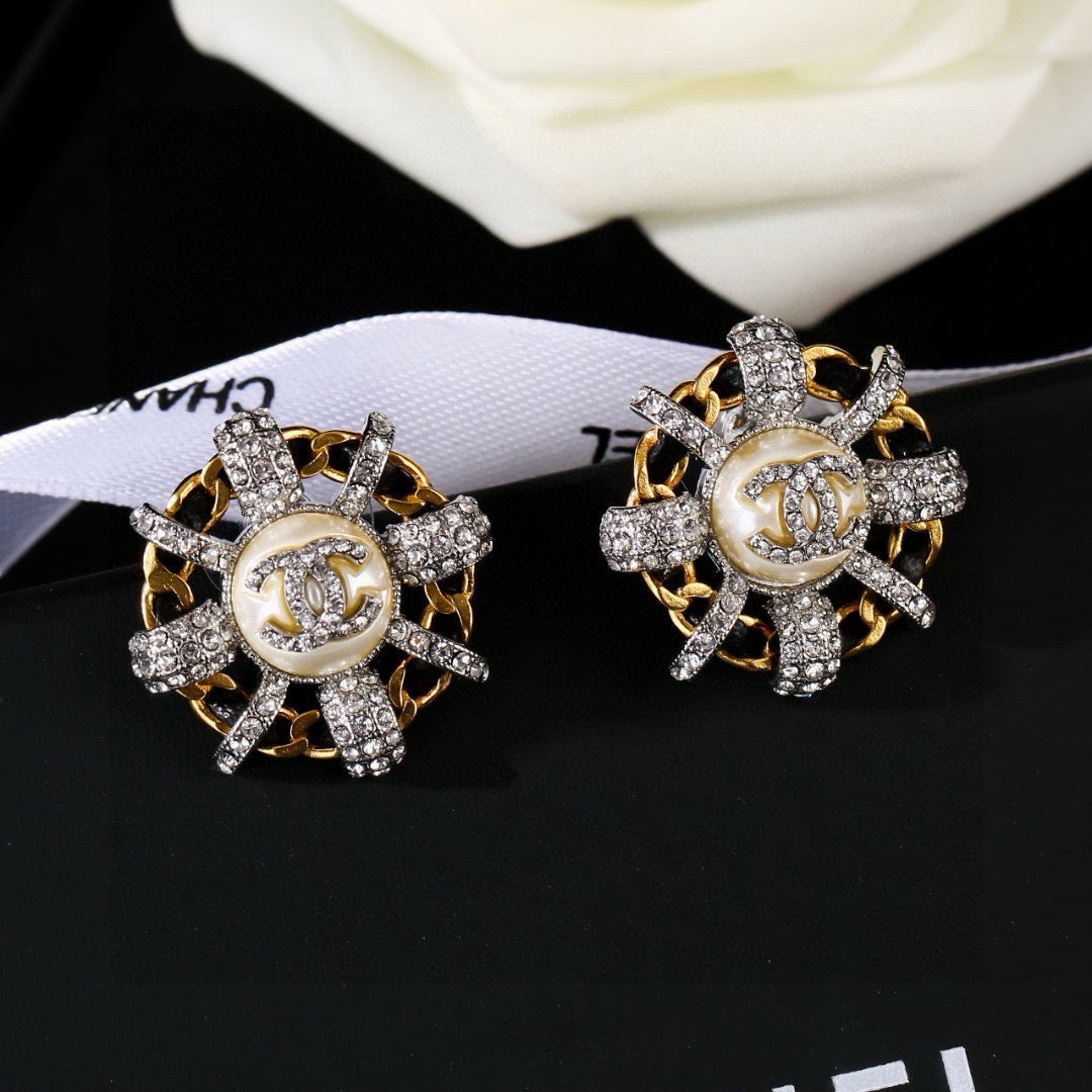High-Quality Stud Earrings-168 product image 1, provided for visual reference and product detail review