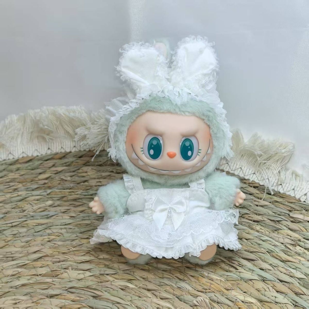 [Baby + Baby Clothes] First and second generation keychain Labubu clothes pendant Labubu baby clothes big brand set