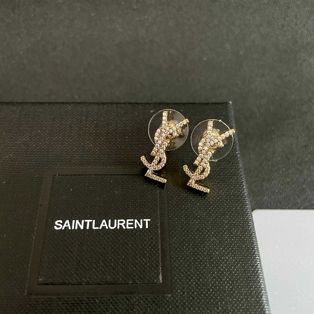 High-Quality Stud Earrings-38 product image 9, provided for visual reference and product detail review