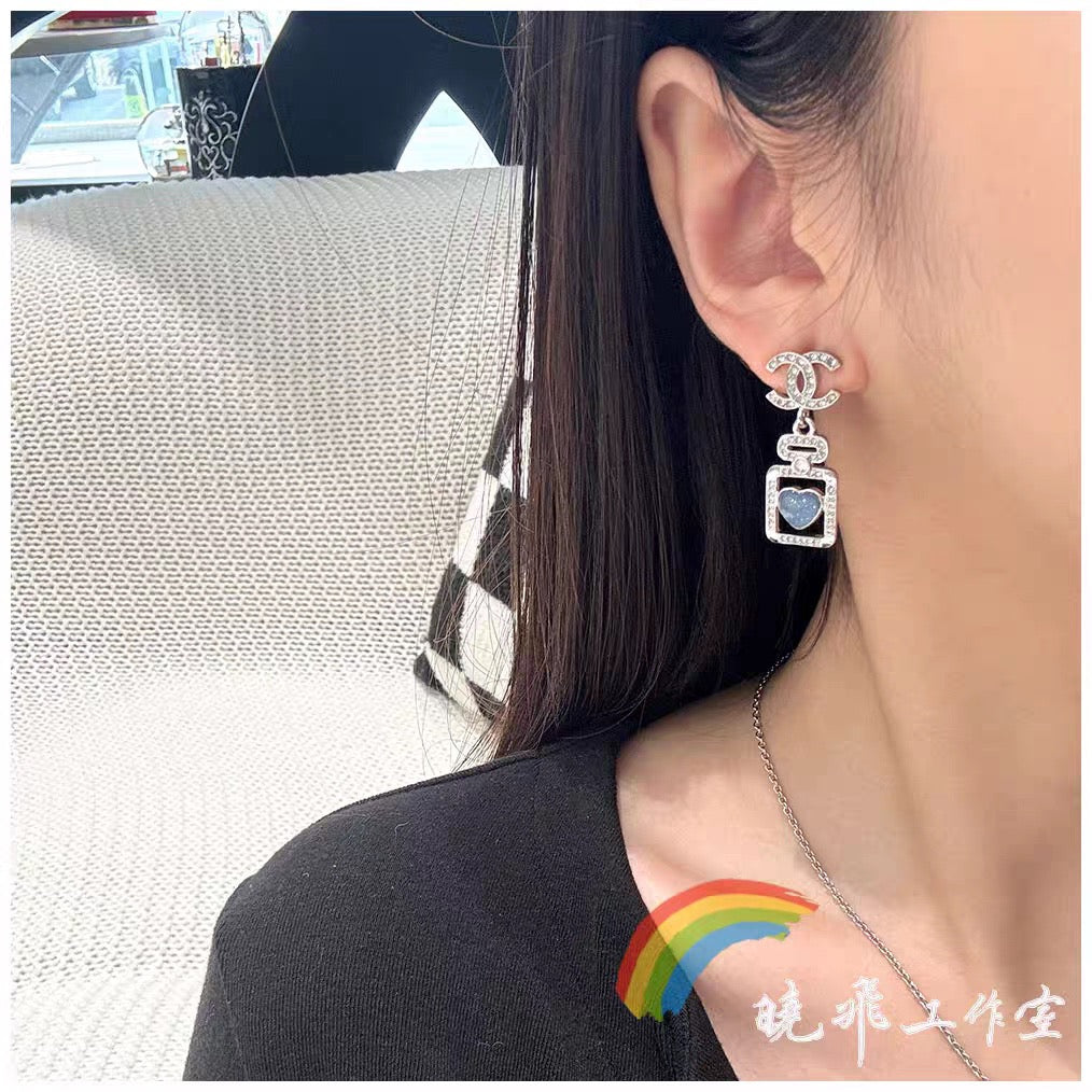High-Quality Stud Earrings-120 product image 2, provided for visual reference and product detail review