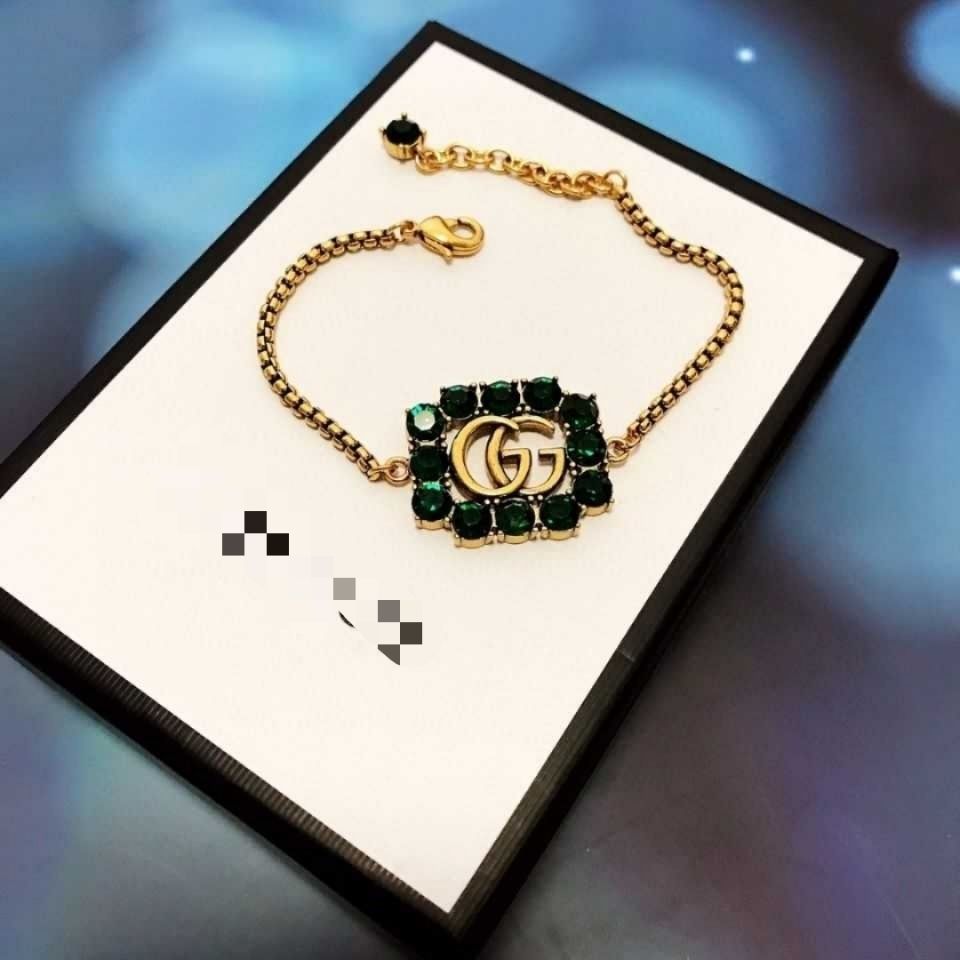 Green diamond bracelet product image 4, provided for visual reference and product detail review
