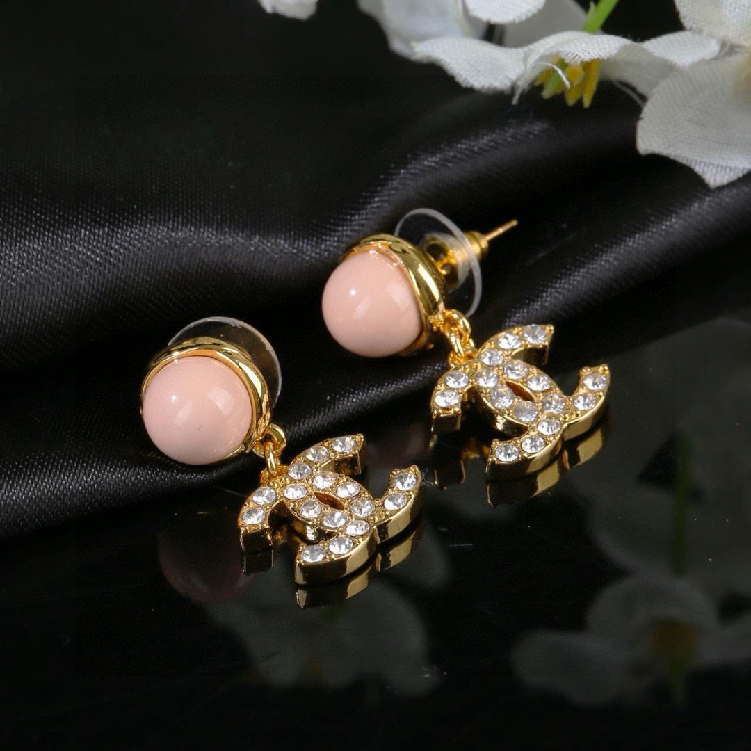High-Quality Stud Earrings-145 product image 6, provided for visual reference and product detail review