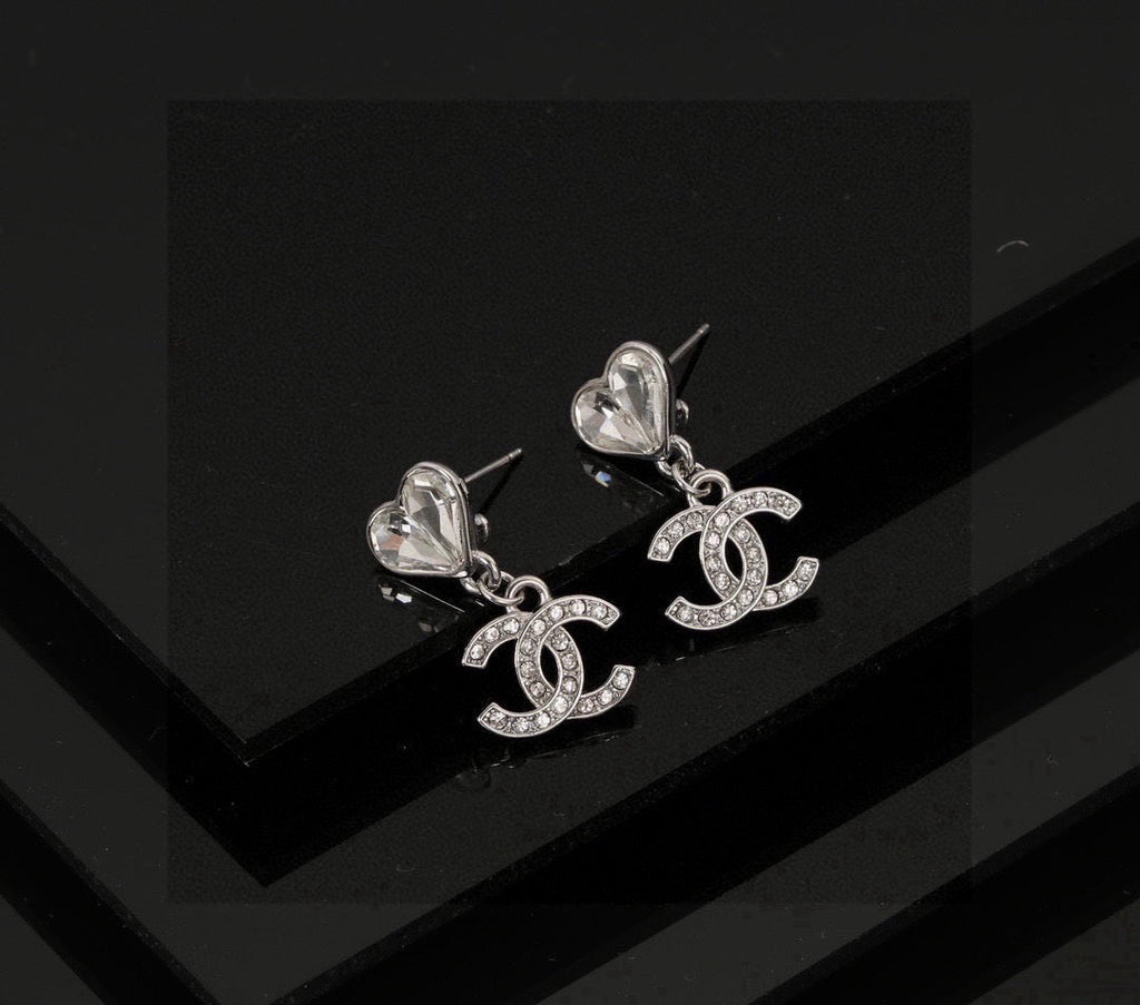 High-Quality Stud Earrings-102 product image 6, provided for visual reference and product detail review