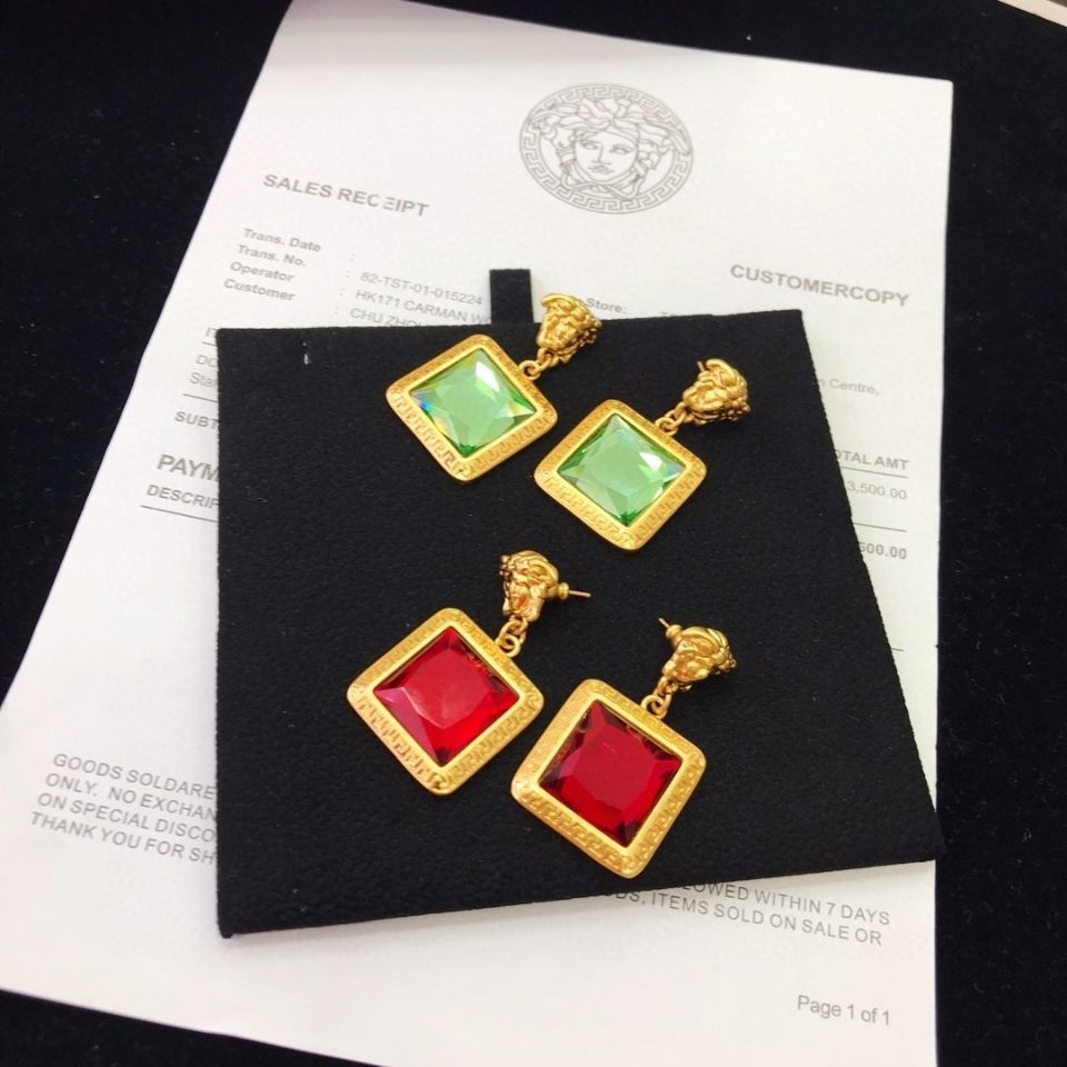 Beauty maze earrings product image 1, provided for visual reference and product detail review