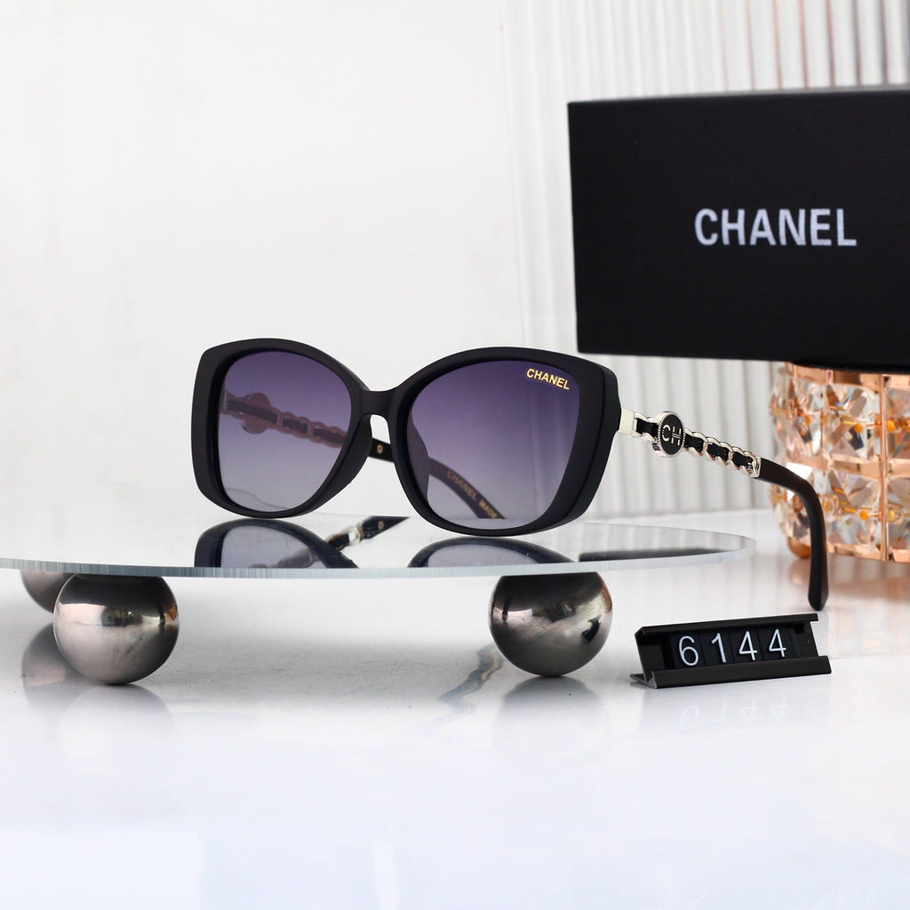 New Stylish Sunglasses-77 product image 5, provided for visual reference and product detail review