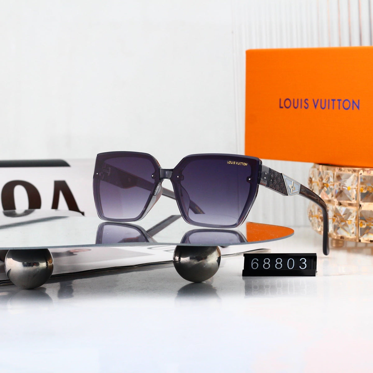 New Stylish Sunglasses-50 product image 6, provided for visual reference and product detail review