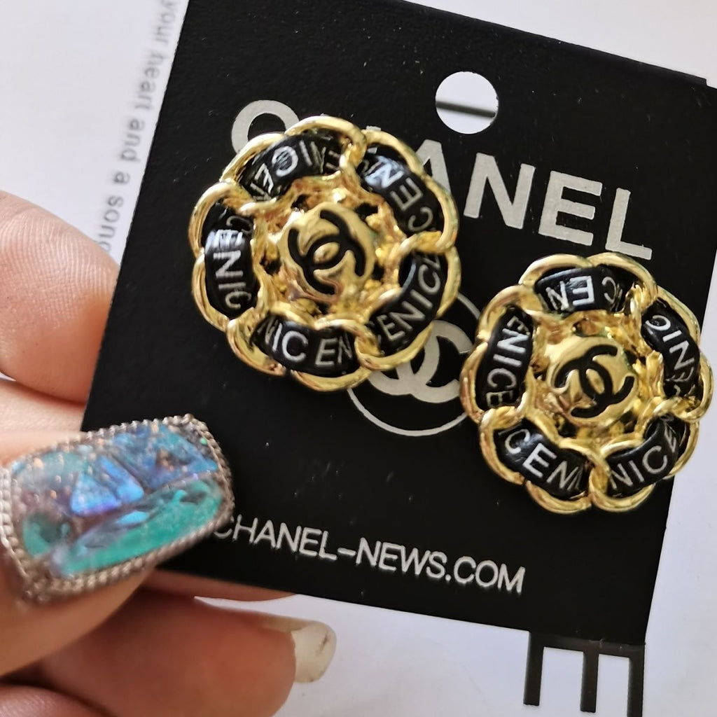 New style earrings in 2022 product image 4, provided for visual reference and product detail review