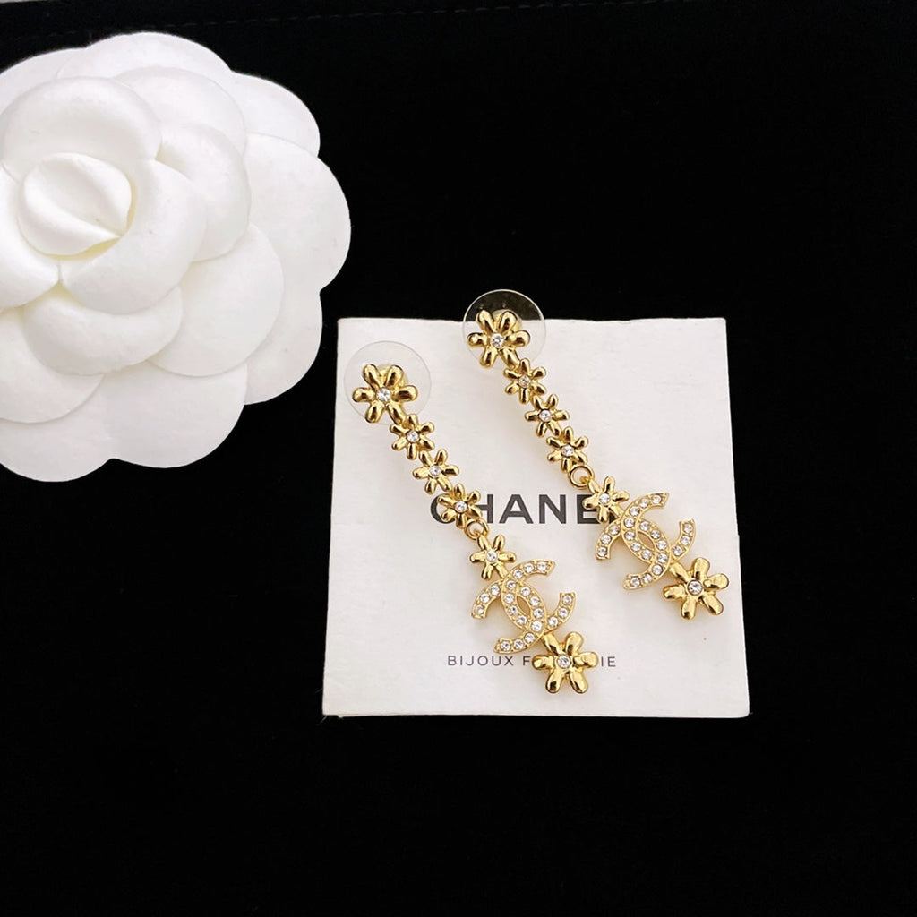High-Quality Stud Earrings-199 product image 6, provided for visual reference and product detail review