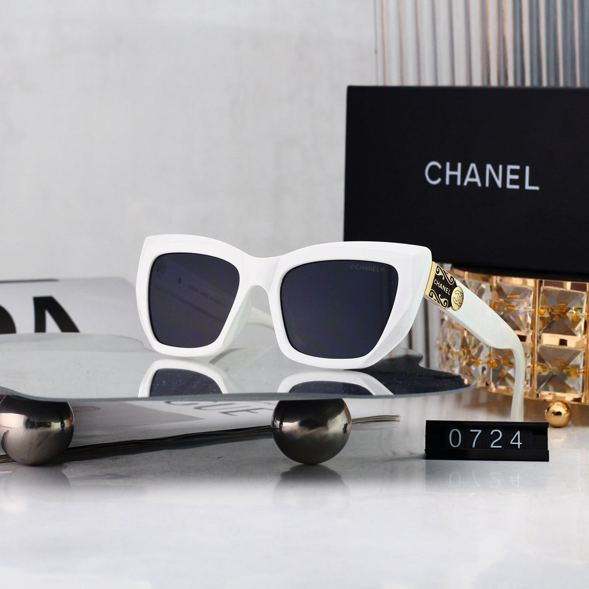 New Stylish Sunglasses-67 product image 6, provided for visual reference and product detail review