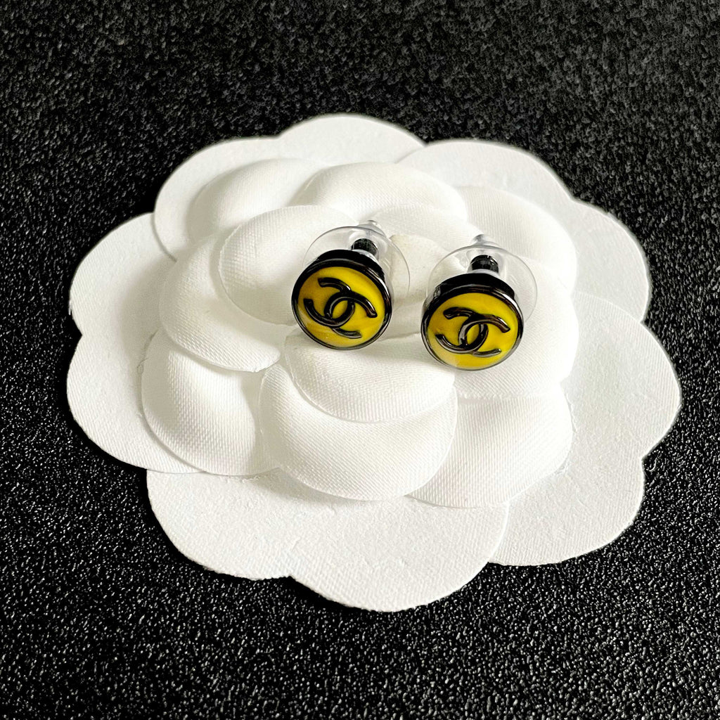 High-Quality Stud Earrings-155 product image 1, provided for visual reference and product detail review