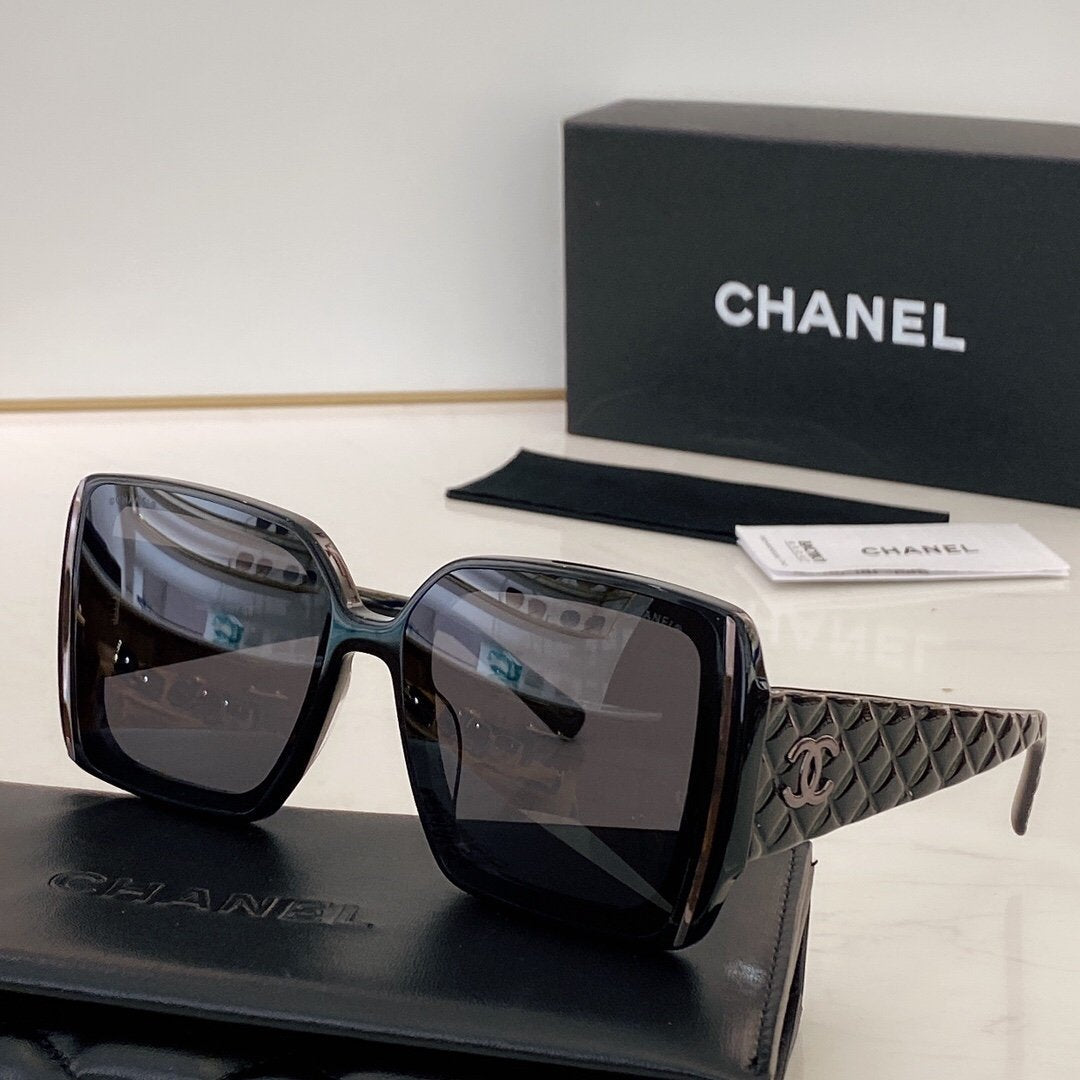 7 Colors Big Metal Square Frame Sunglasses product image 6, provided for visual reference and product detail review