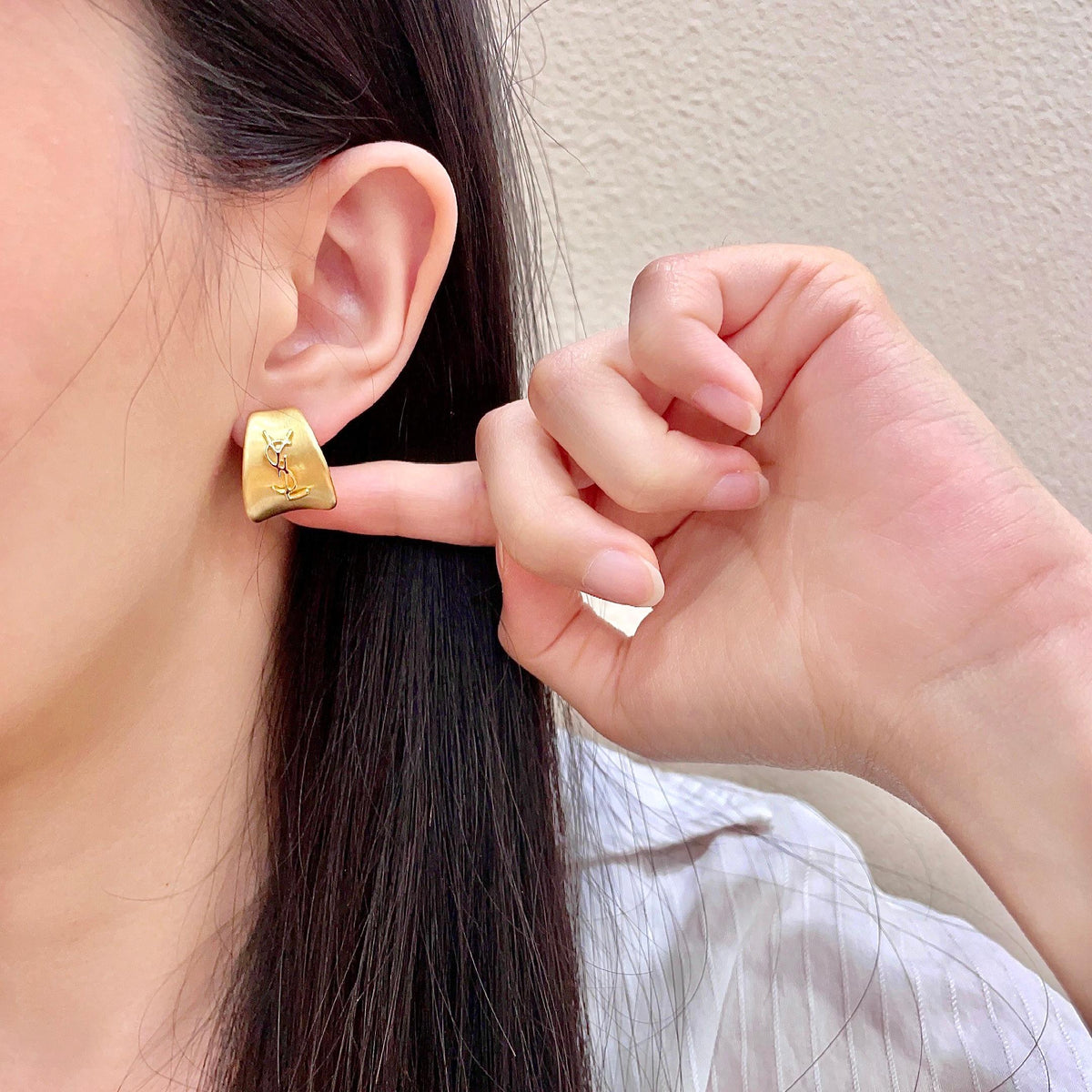 High-Quality Stud Earrings-39 product image 4, provided for visual reference and product detail review