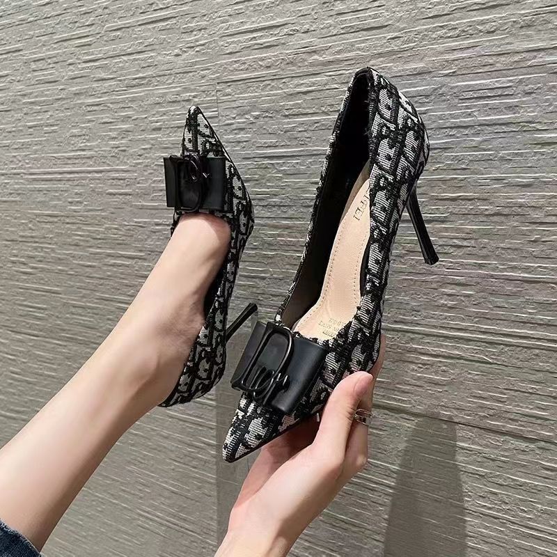 2023 DO Retro pointed toe high heels product image 2, provided for visual reference and product detail review