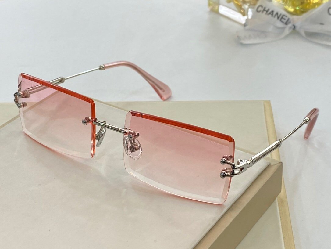 6 Colors Conjoined Lens Rimless Sunglasses product image 6, provided for visual reference and product detail review