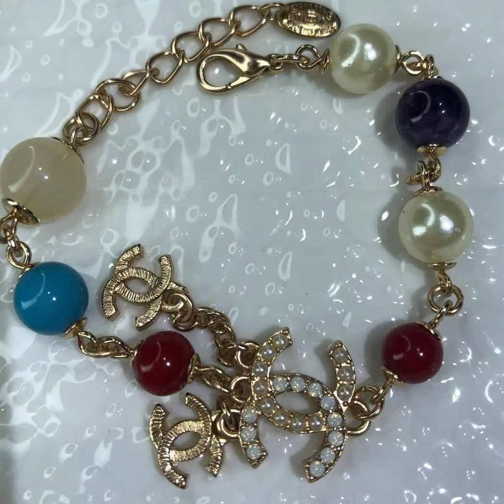 Xiaoxiang classic vintage brass bracelet product image 5, provided for visual reference and product detail review