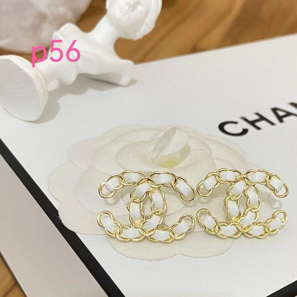 2022 New Small Fragrant Earrings product image 4, provided for visual reference and product detail review