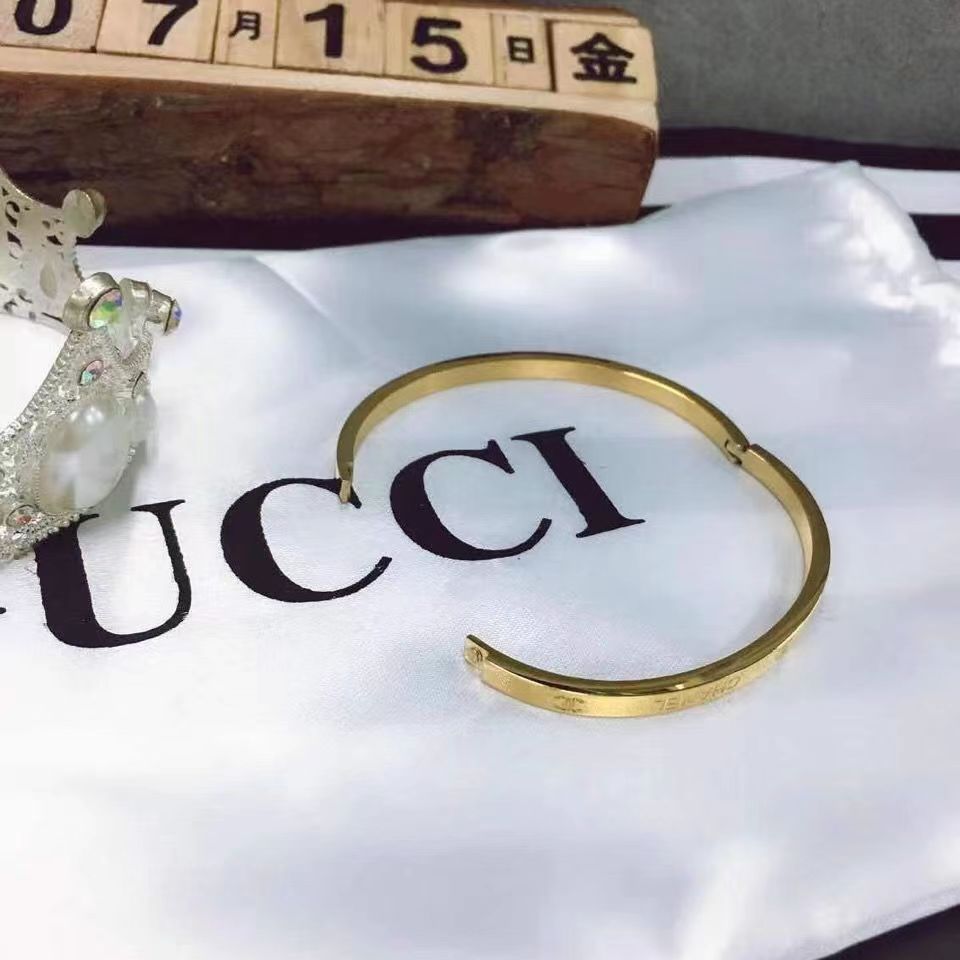2023 New Fashion diamond Bracelet product image 11, provided for visual reference and product detail review