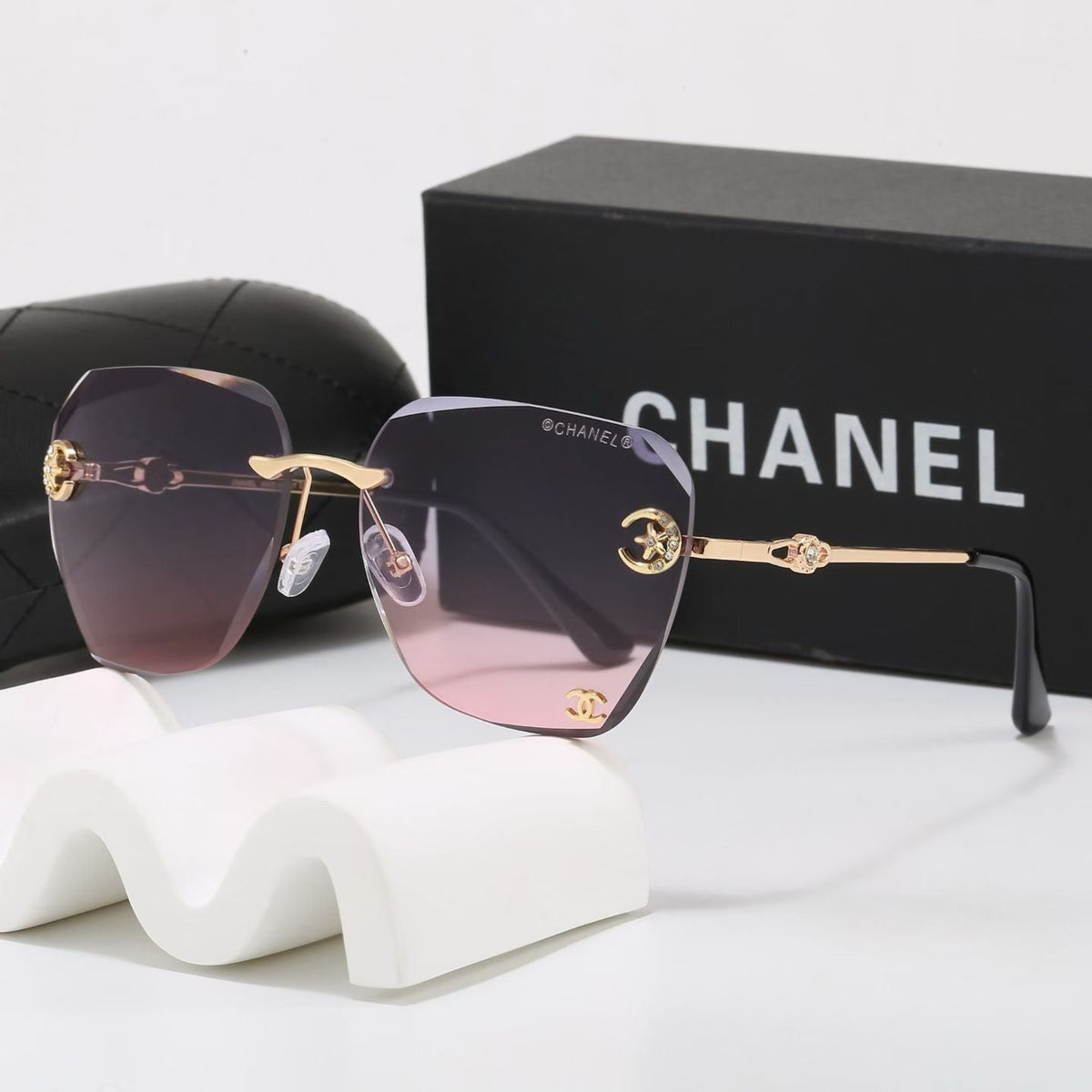 New Stylish Sunglasses-53 product image 3, provided for visual reference and product detail review