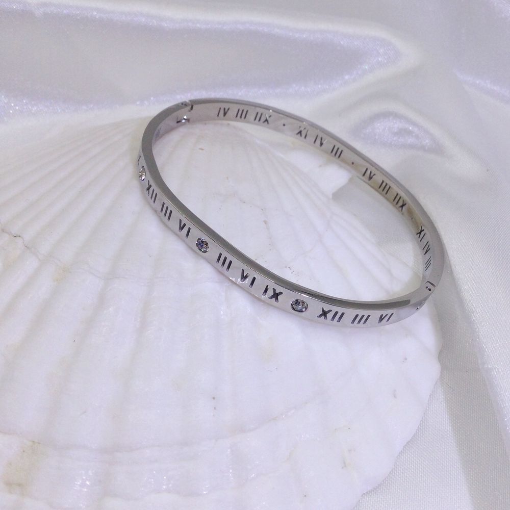 Bracelet wind rose gold full diamond product image 13, provided for visual reference and product detail review