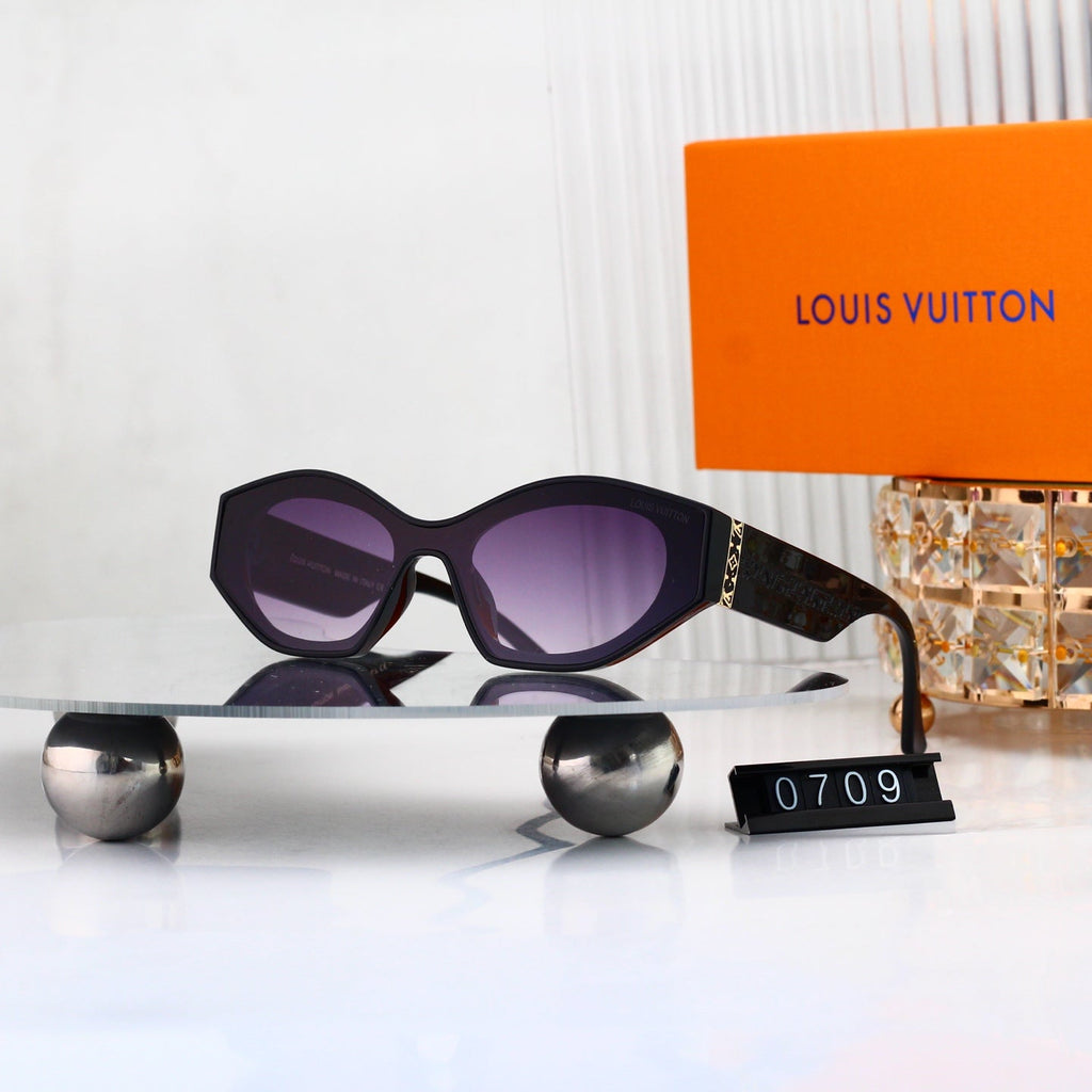 New Stylish Sunglasses-40 product image 6, provided for visual reference and product detail review