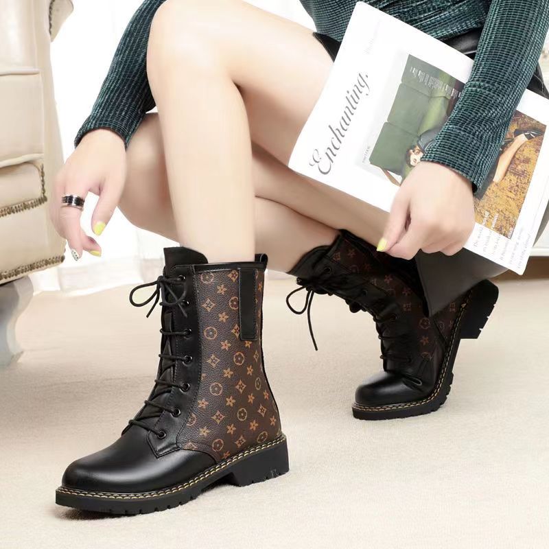 New Fashion Retro Plush Short Boots product image 10, provided for visual reference and product detail review