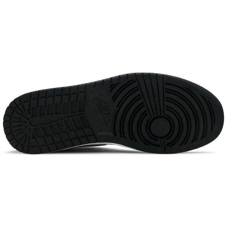 Air Jordan 1 High OG 'Silver Toe' product image 3, provided for visual reference and product detail review