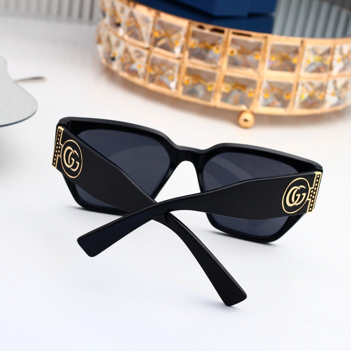 New Stylish Sunglasses-8 product image 7, provided for visual reference and product detail review