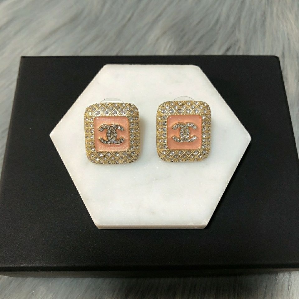 Pink ceramic stud earrings product image 2, provided for visual reference and product detail review