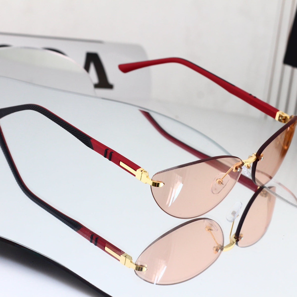 New Stylish Sunglasses-12 product image 8, provided for visual reference and product detail review