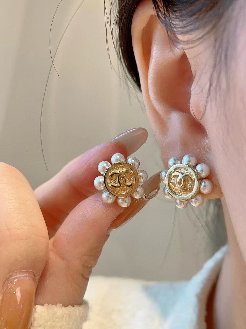 High-Quality Stud Earrings-98 product image 1, provided for visual reference and product detail review