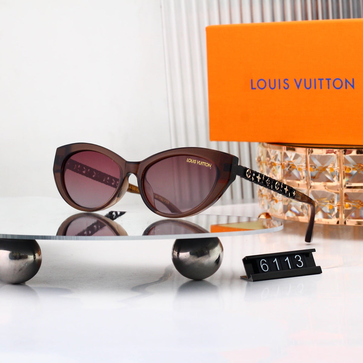 New Stylish Sunglasses-33 product image 2, provided for visual reference and product detail review