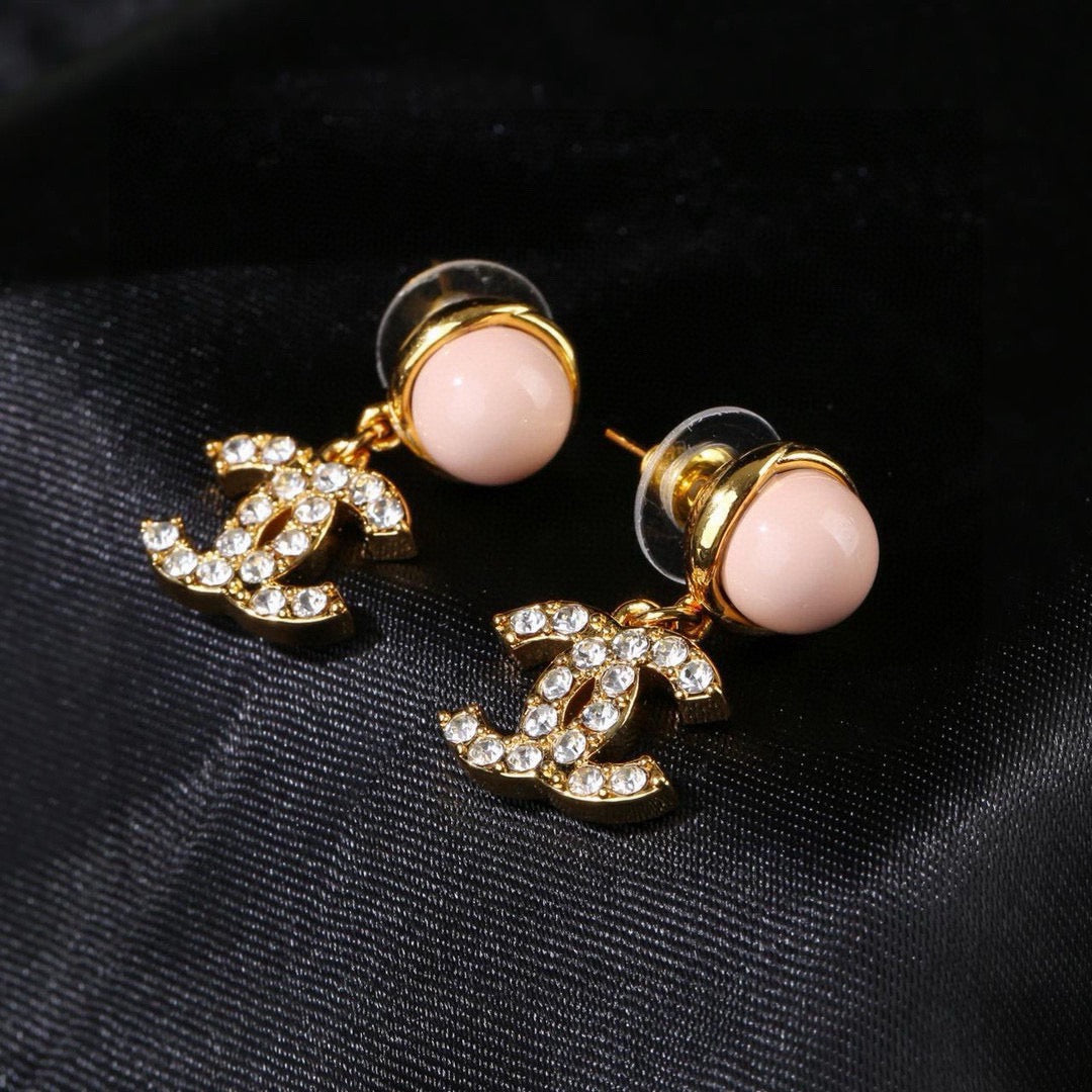 High-Quality Stud Earrings-145 product image 5, provided for visual reference and product detail review