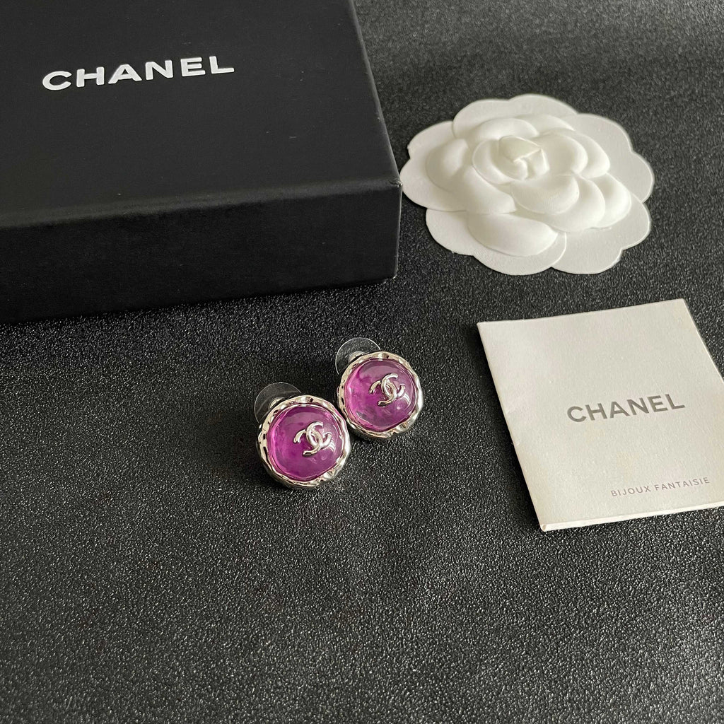 High-Quality Stud Earrings-127 product image 9, provided for visual reference and product detail review