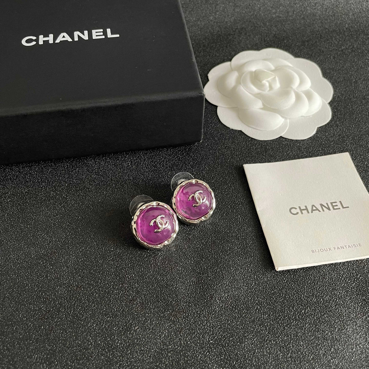 High-Quality Stud Earrings-127 product image 9, provided for visual reference and product detail review