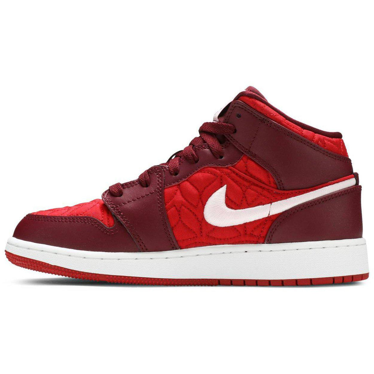 Nike Jordan 1 Mid SE Red Quilt (GS) product image 2, provided for visual reference and product detail review