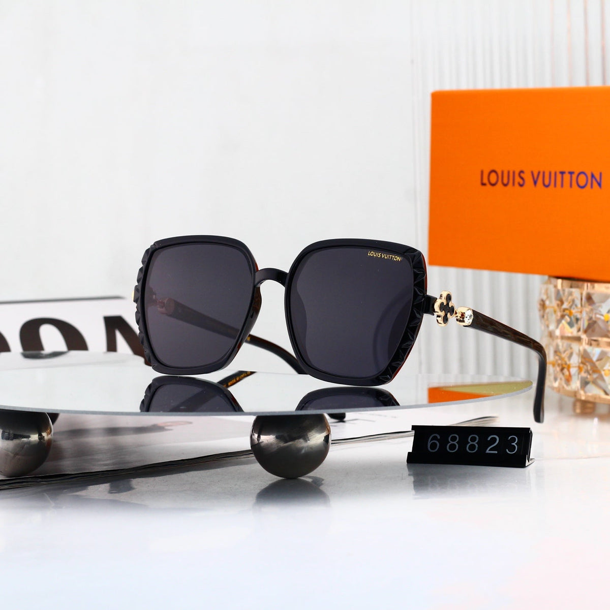 New Stylish Sunglasses-48 product image 1, provided for visual reference and product detail review