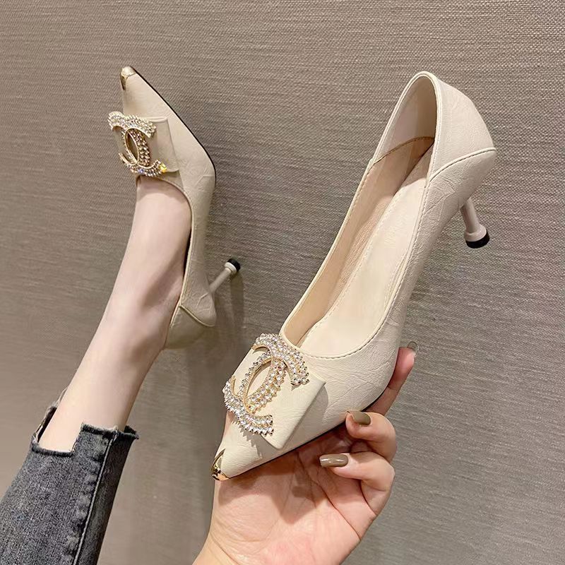 2023 CC diamond pointed toe high heels product image 6, provided for visual reference and product detail review