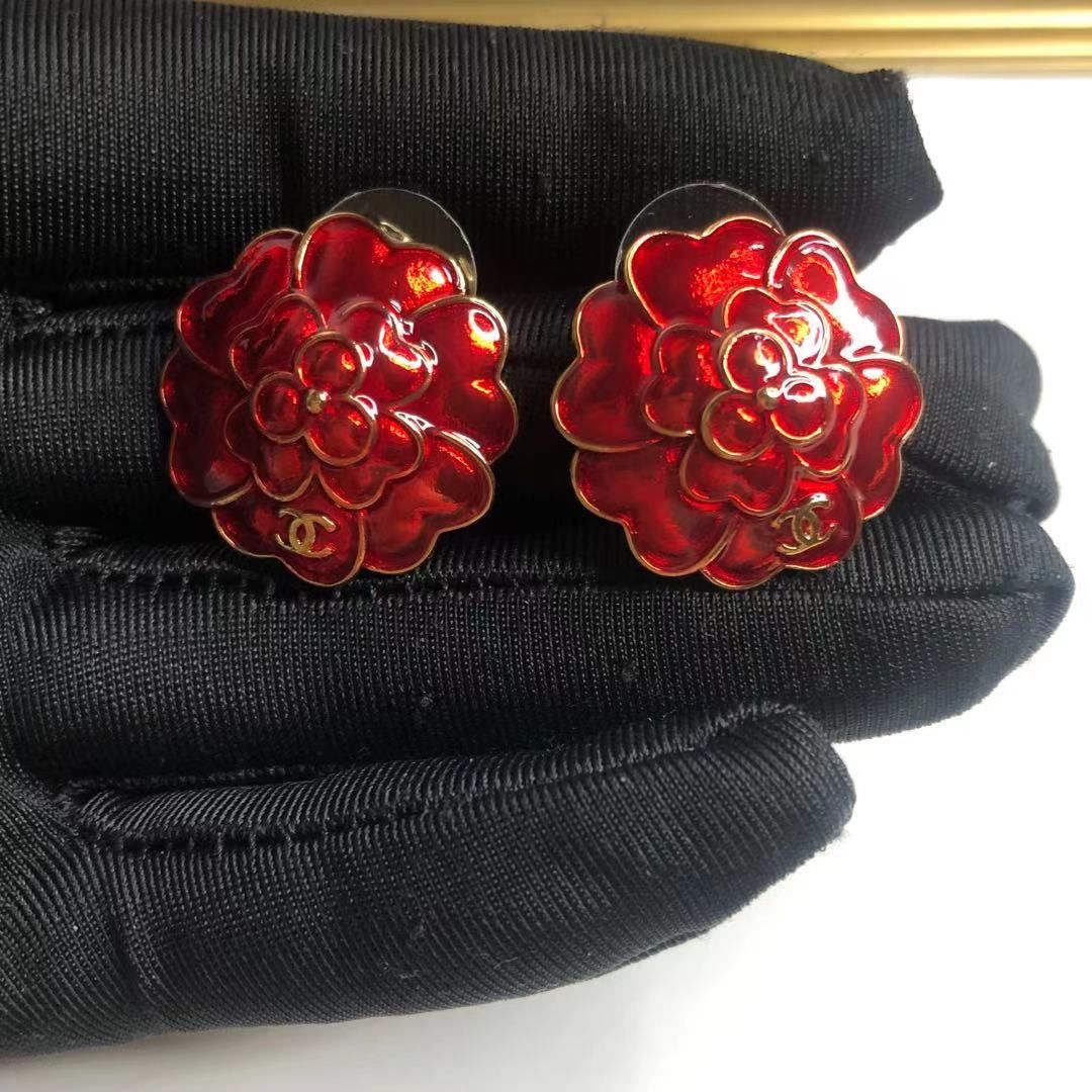 Small Fragrant Vintage Earrings product image 39, provided for visual reference and product detail review