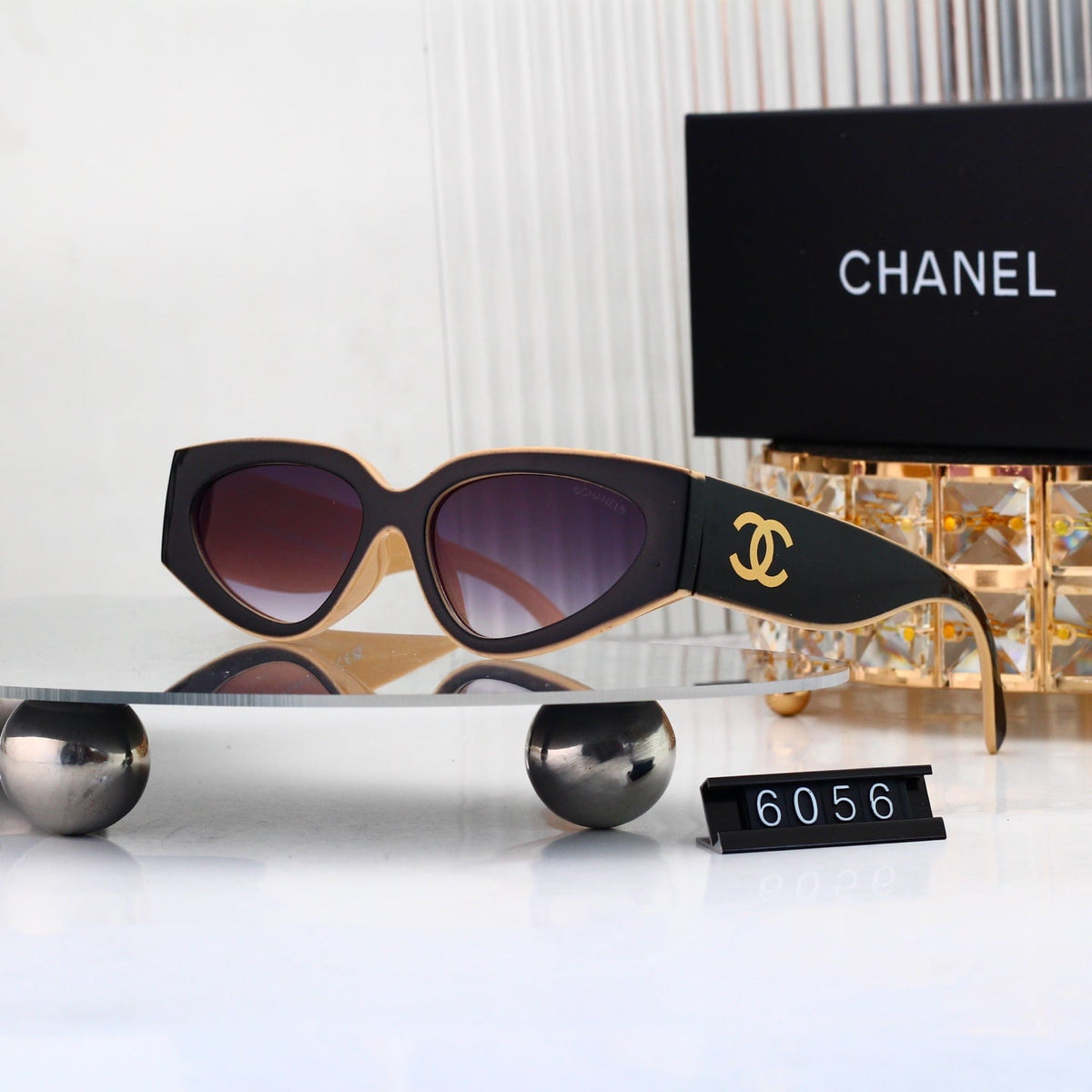 New Stylish Sunglasses-85 product image 4, provided for visual reference and product detail review